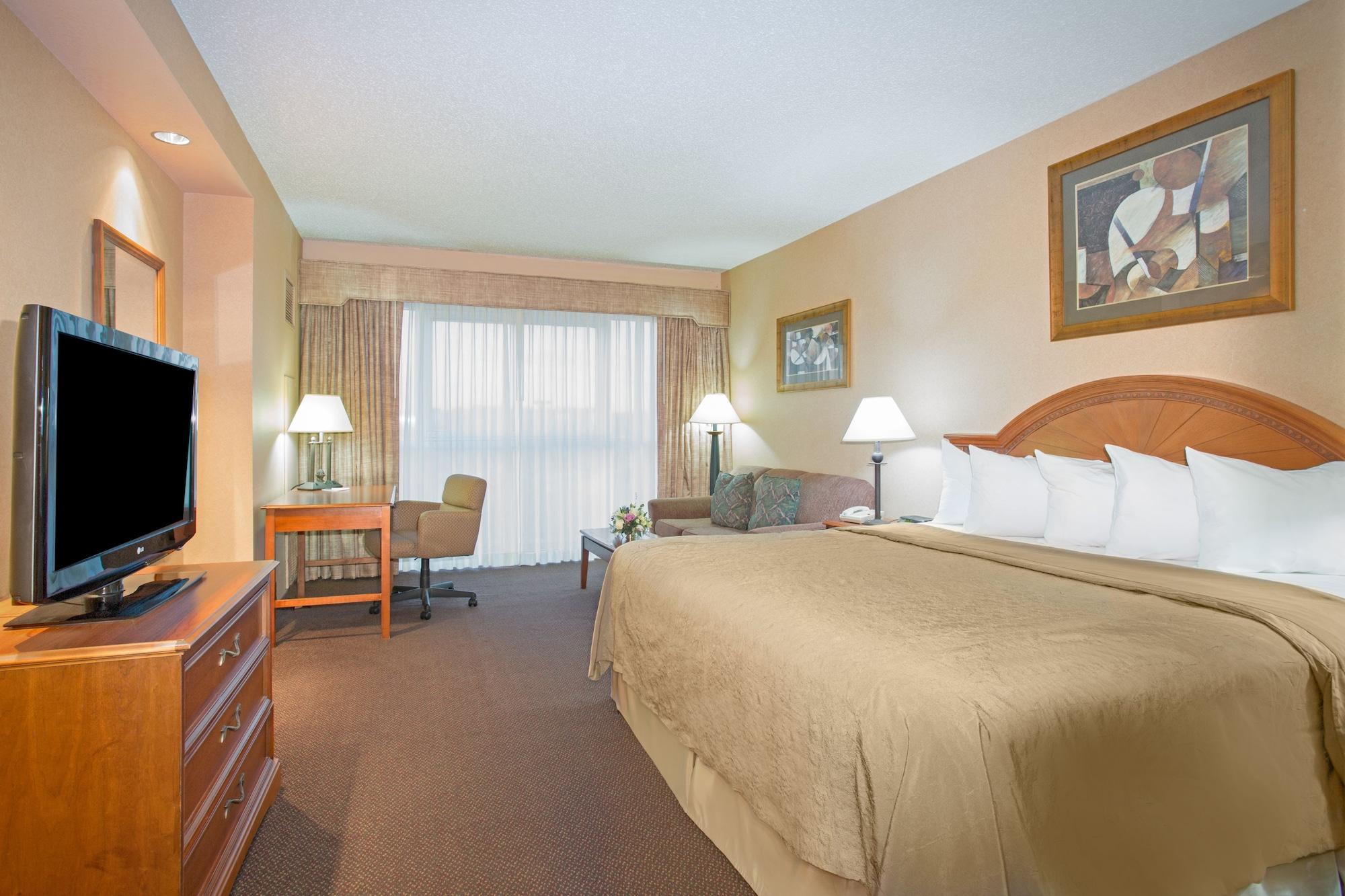 Hotel Topeka At City Center Esterno foto