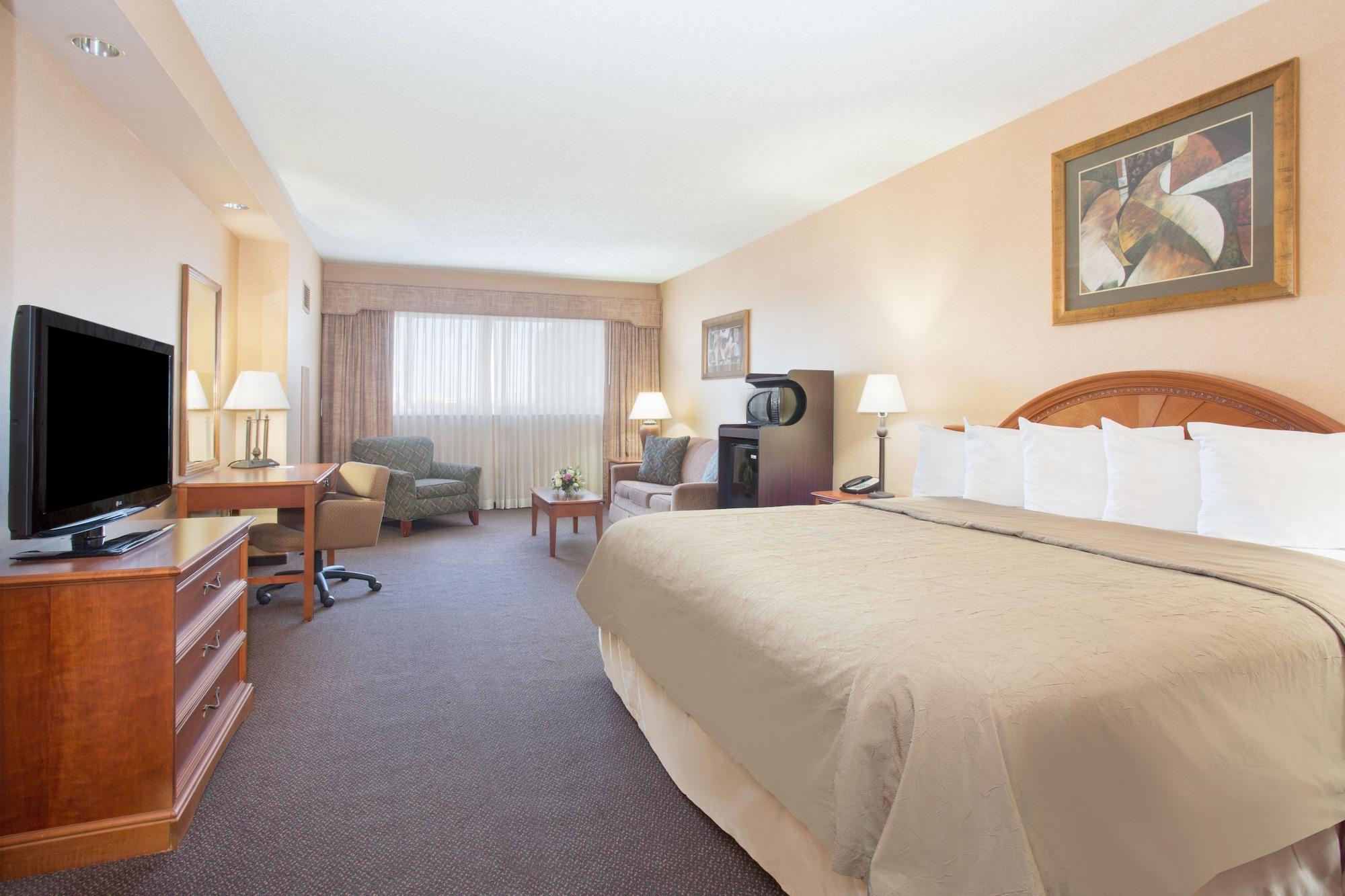 Hotel Topeka At City Center Esterno foto