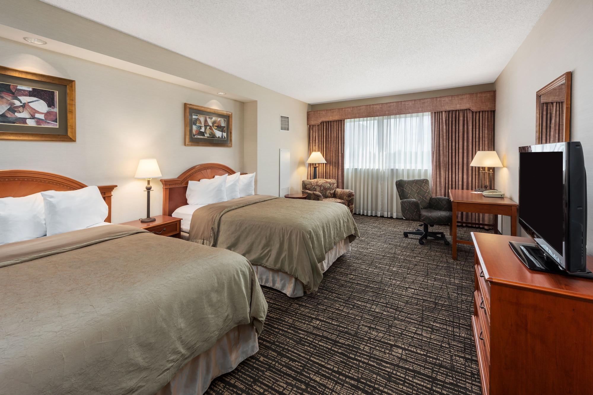 Hotel Topeka At City Center Esterno foto