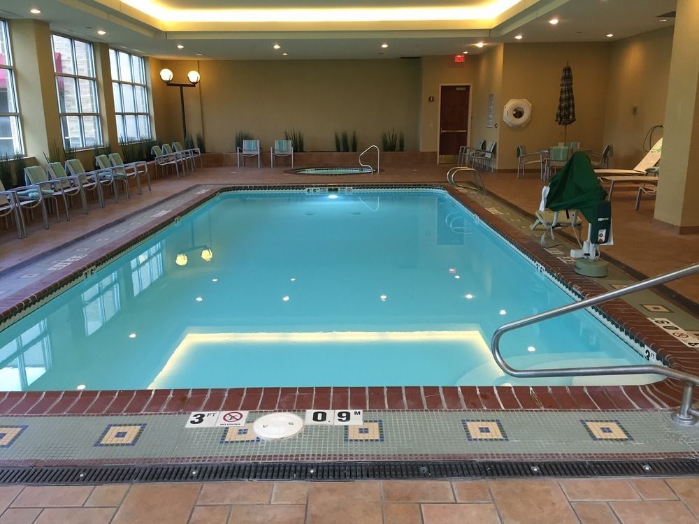 Hotel Topeka At City Center Esterno foto