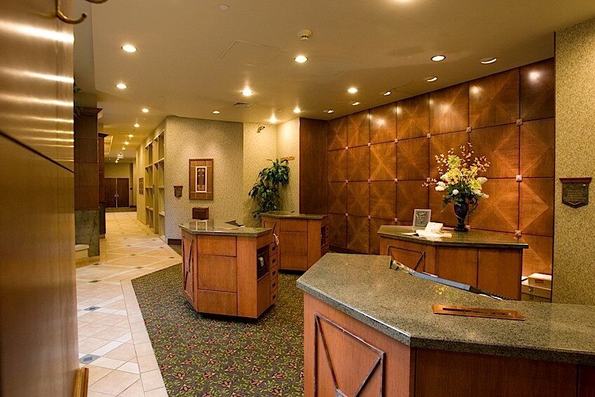 Hotel Topeka At City Center Esterno foto